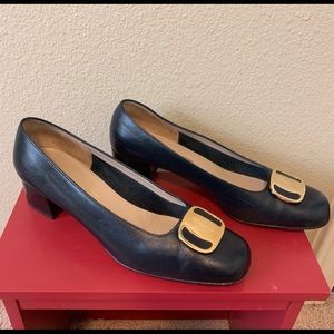 Ferragamo navy pumps